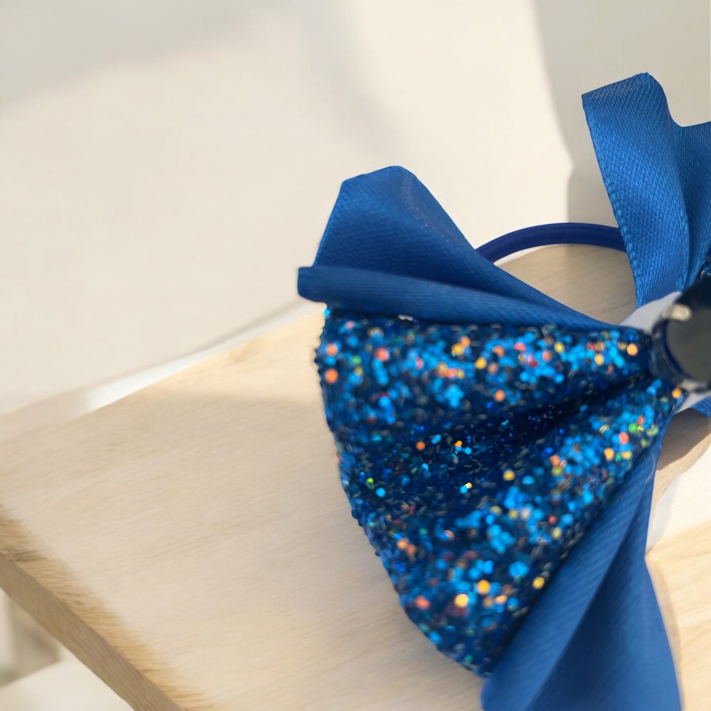 Dazzling blue hair bow bobble